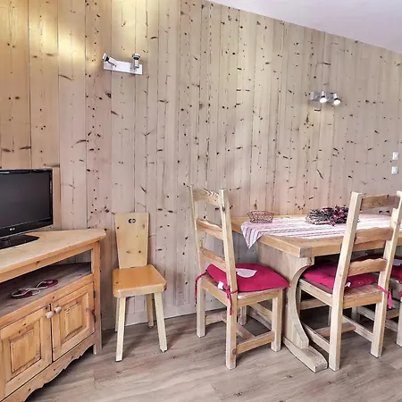 2 Pieces De Charme, Exposition Sud, Sur Les Pistes - Fr-1-182-51 Apartment